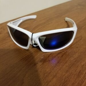 Element Eight Performance Sports Sunglasses UV400 White Gold Blue Tint L…